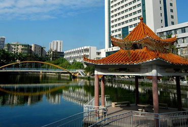 广东医科皇家体育校园美景