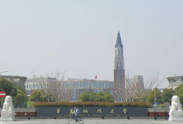 华东政法皇家体育校园美景