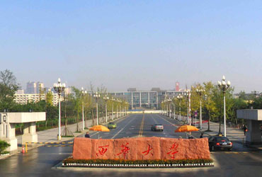 西华皇家体育校园美景